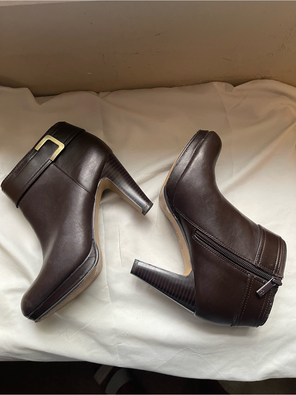 Giani Bernini Dark Brown Leather Heel Ankle Boots